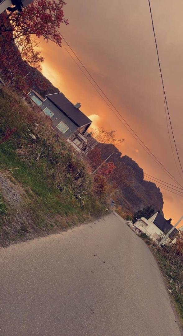Kb Basement Apartment Sørvågen エクステリア 写真