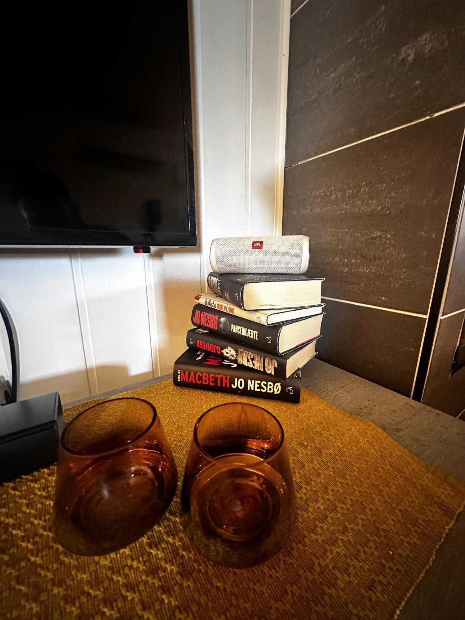 Kb Basement Apartment Sørvågen エクステリア 写真