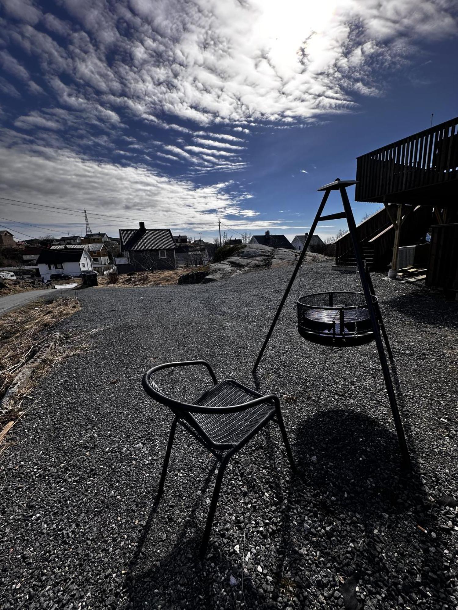 Kb Basement Apartment Sørvågen エクステリア 写真